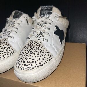 Vintage Havana Faux Shearling & Calf Hair Mixed-Media Slip-On Runners Wmn Size 8